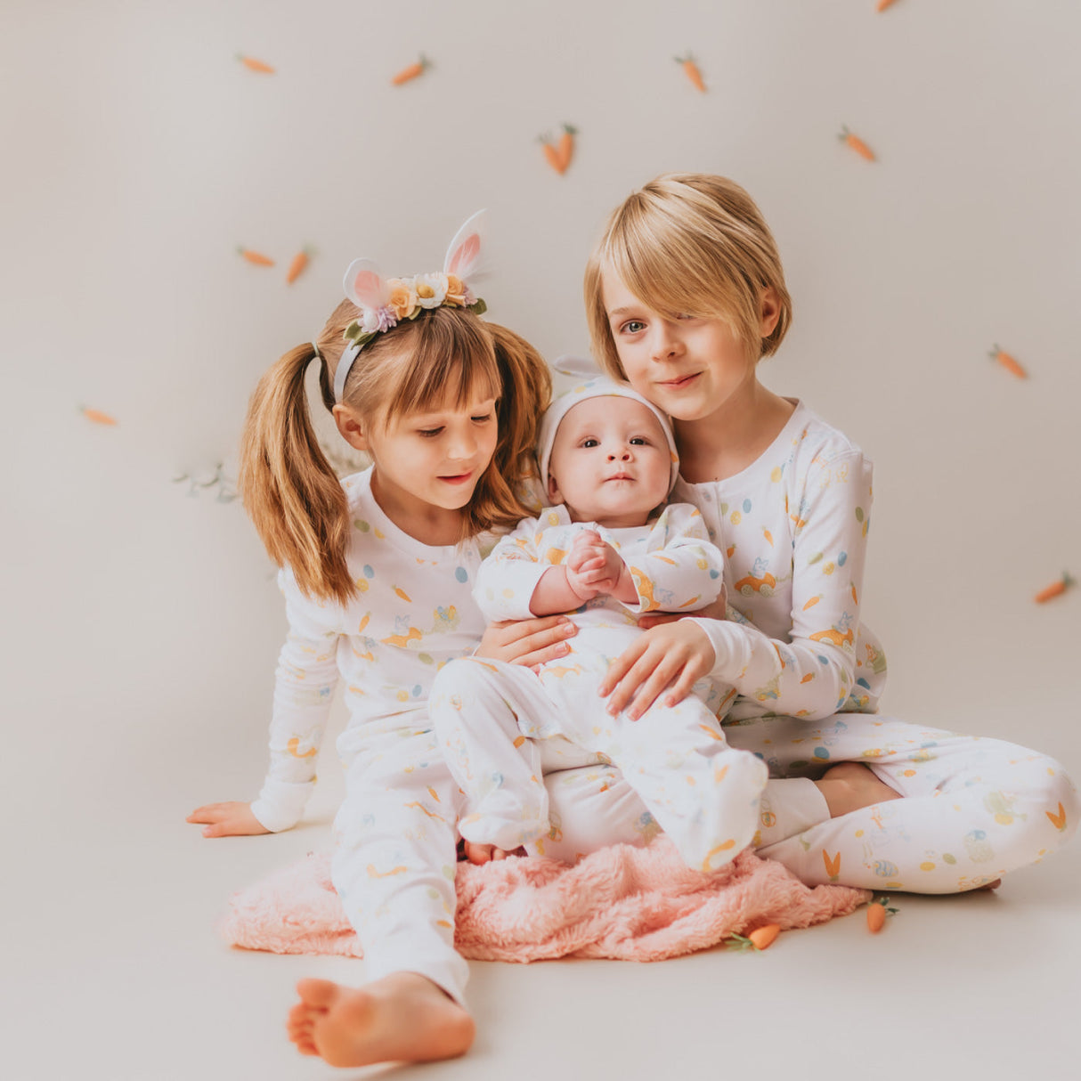 Easter Bunny Egg Hunt Baby set