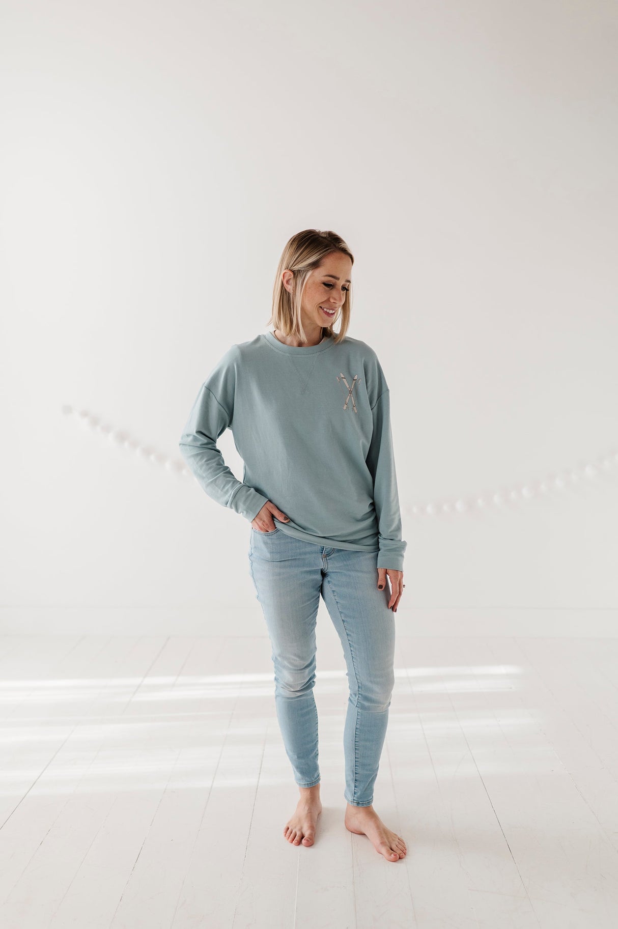 Women's Pullover - HoneyBug 