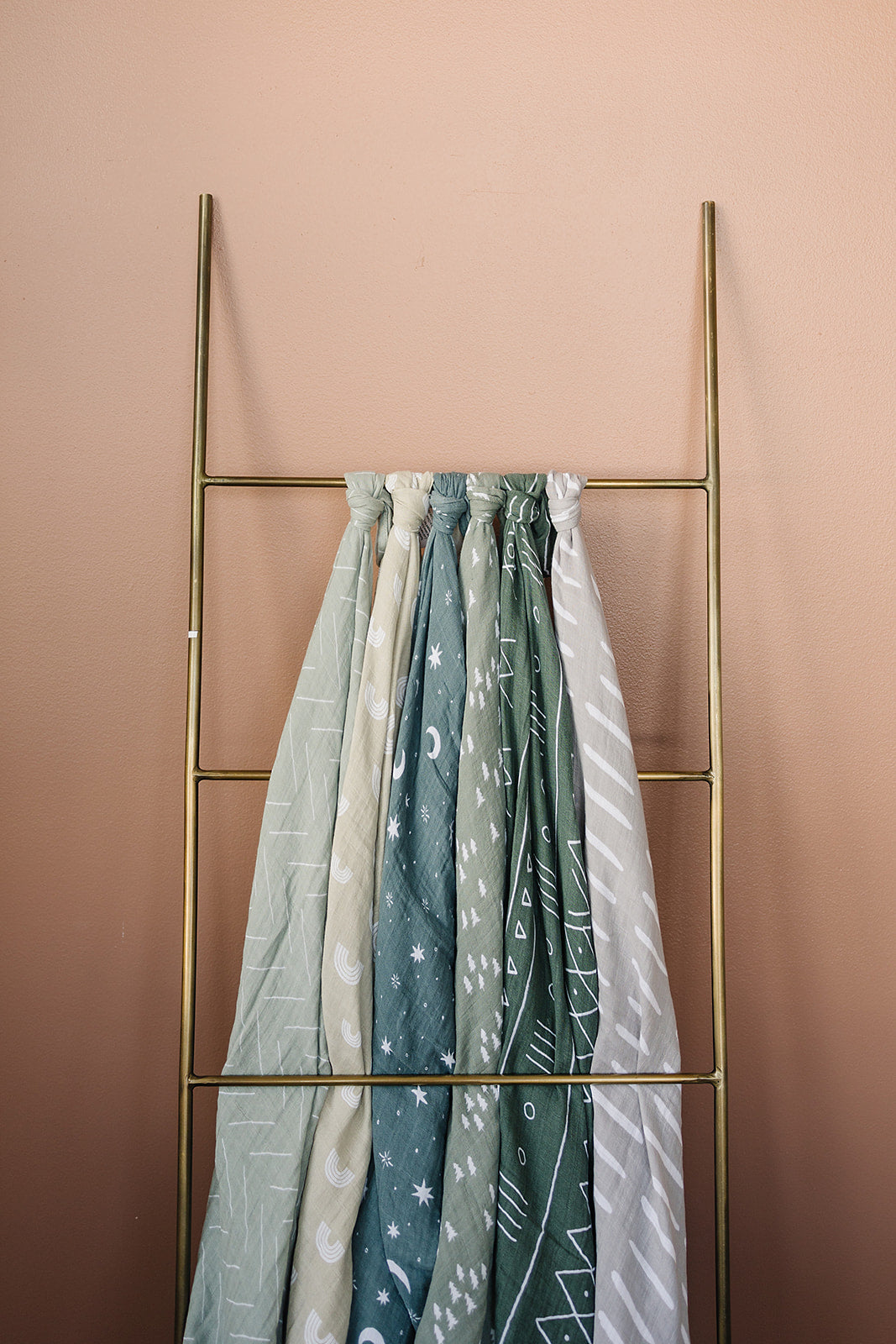 Pines Muslin Swaddle Blanket - HoneyBug 