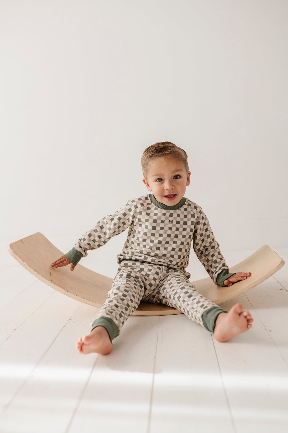 Fleece Sweatpants - HoneyBug 