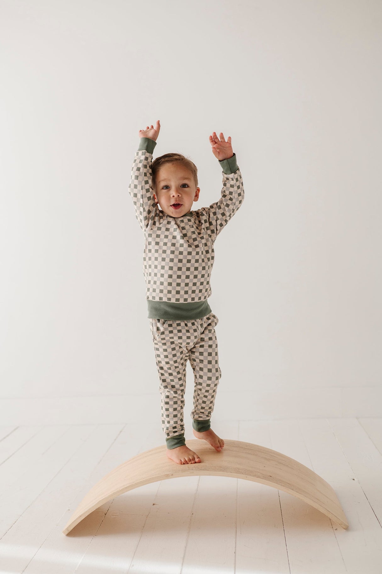 Fleece Sweatpants - HoneyBug 