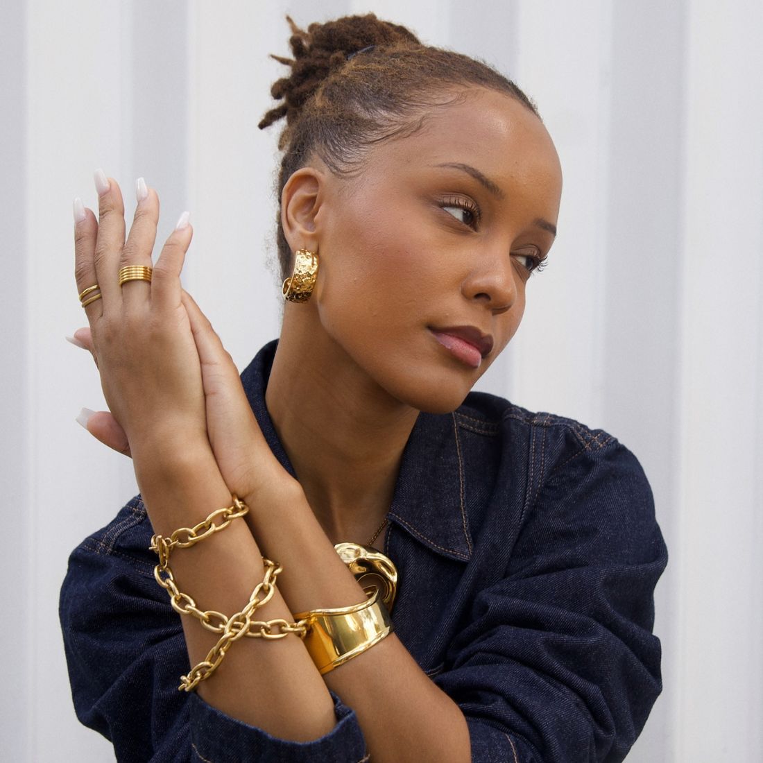 Robbie Hammered Hoop Earring - HoneyBug 