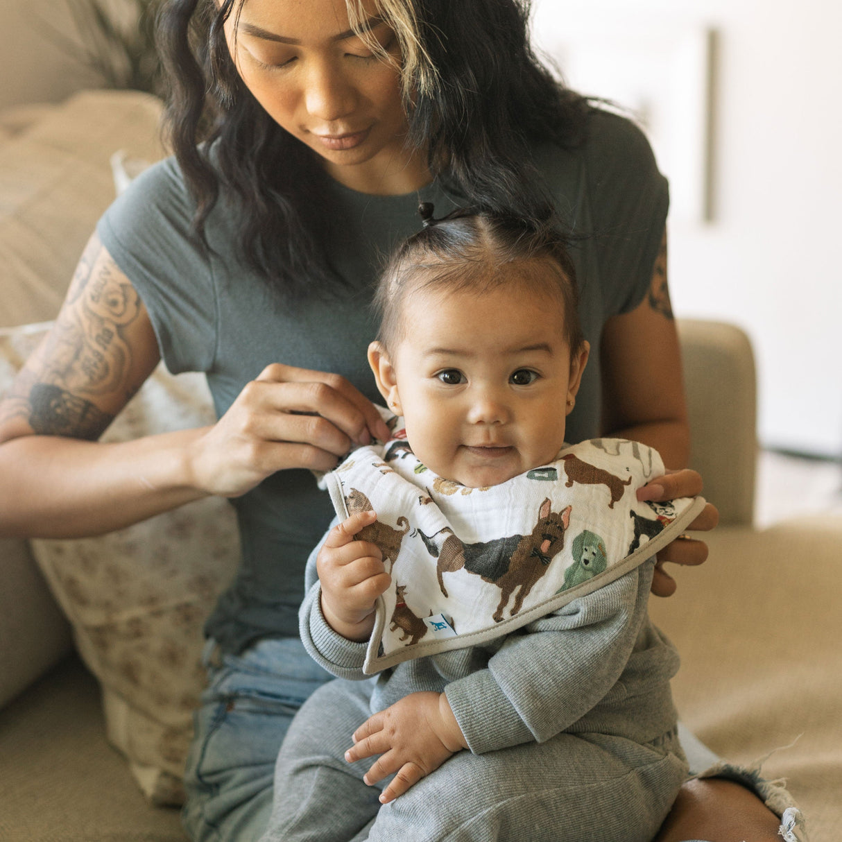 Cotton Muslin + Fleece Bandana Bib 4 Pack - Woof - HoneyBug 