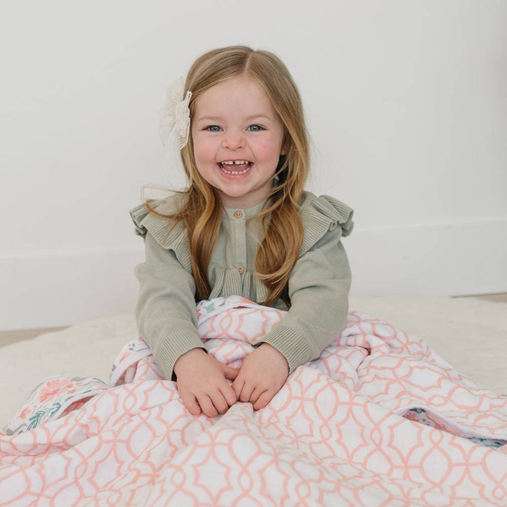 Floret + Trellis Premium Cotton Snuggle Blanket - HoneyBug 