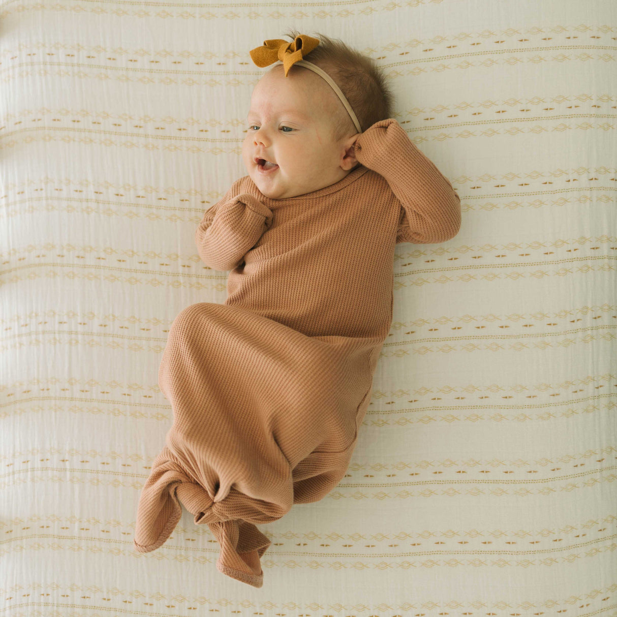 Cotton Muslin Crib Sheet - Gold Diamond-Stripe - HoneyBug 