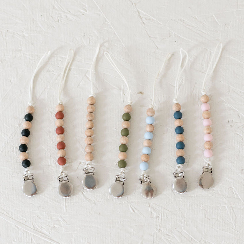 Sandpiper Pacifier Clip