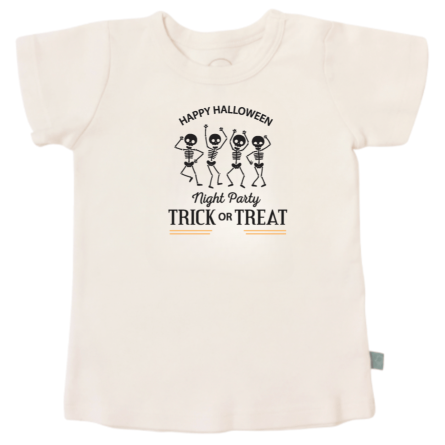 graphic tee | night party - HoneyBug 