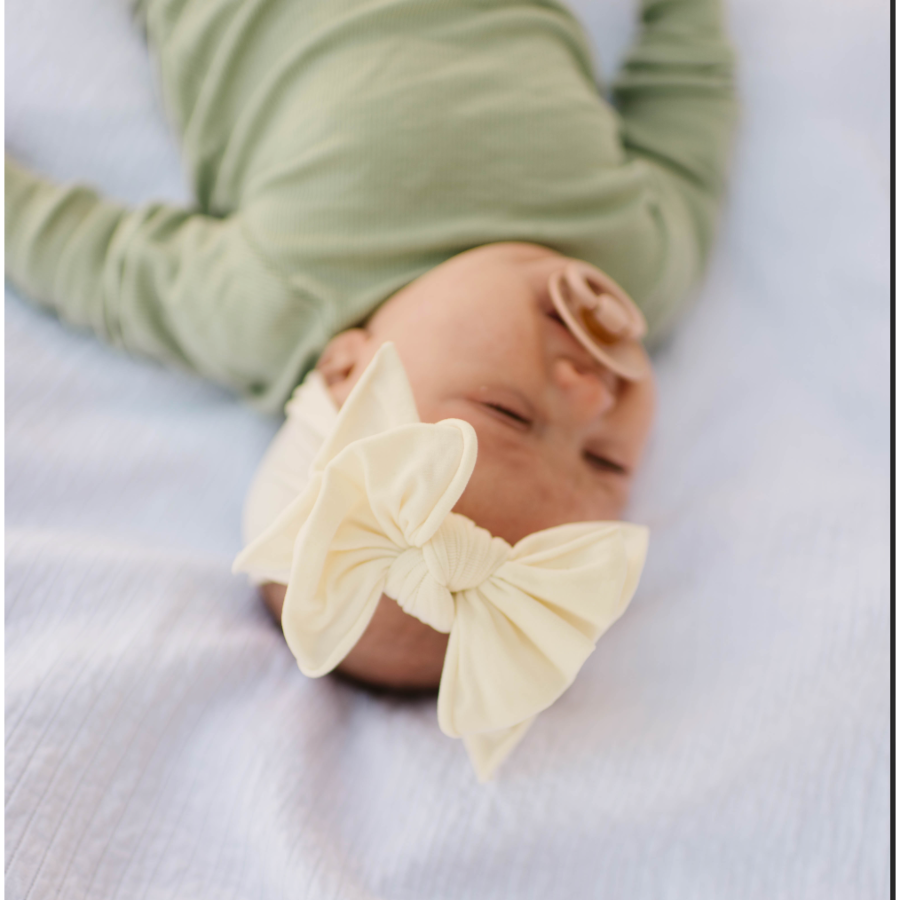 Baby Bloom Bows: Ivory - HoneyBug 