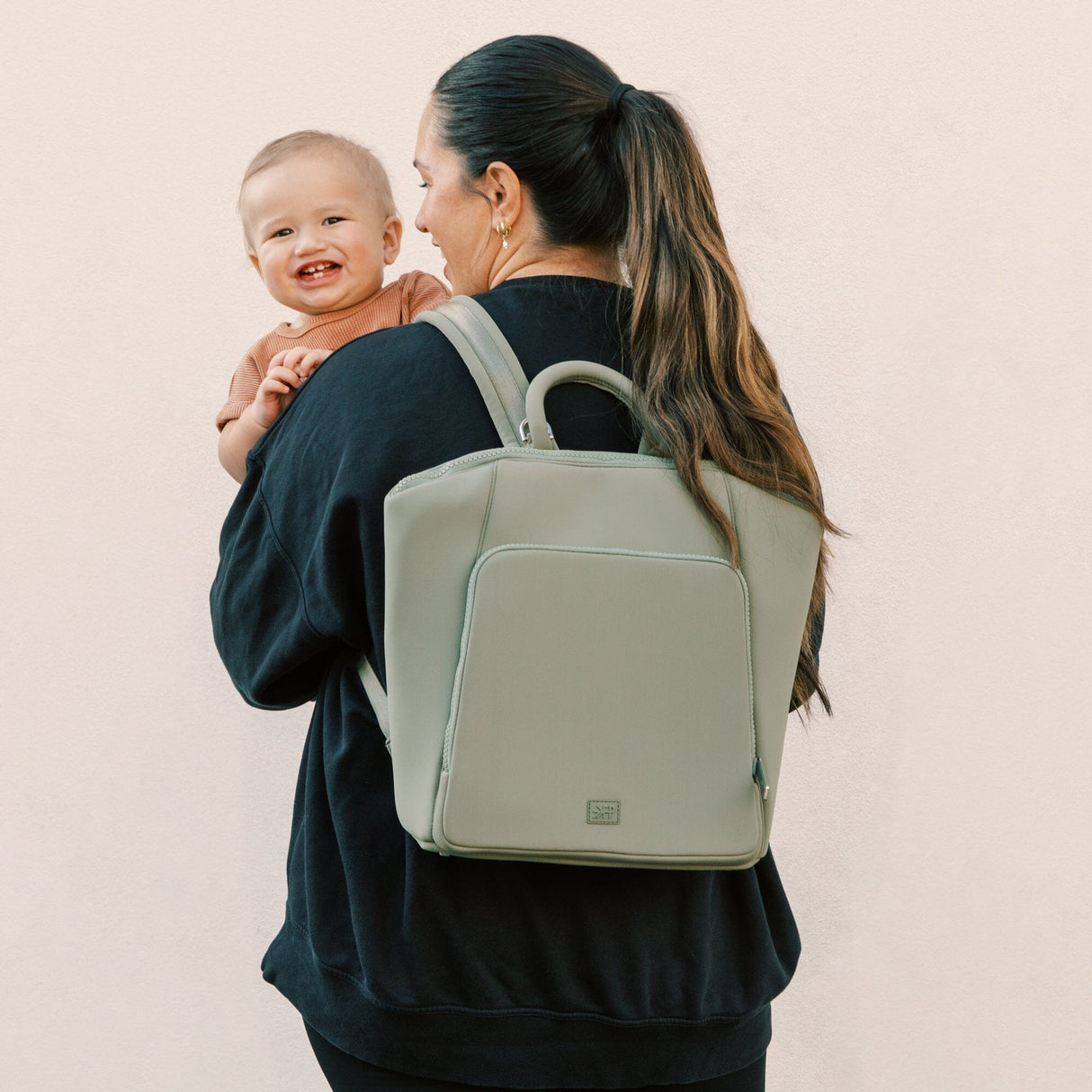 Sage Seoul Neoprene Backpack II - HoneyBug 