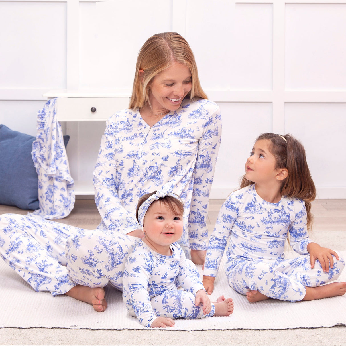 Toile de Jouy Girl's Bamboo Pajama Set