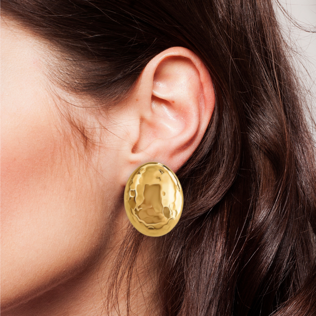 Ira Hammered Oval Earring - HoneyBug 