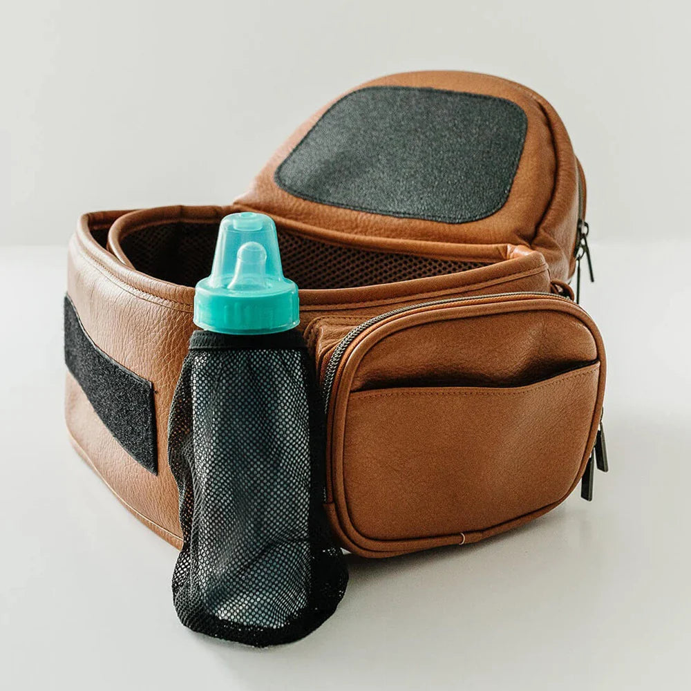 The Tushbaby Hip Carrier - HoneyBug 