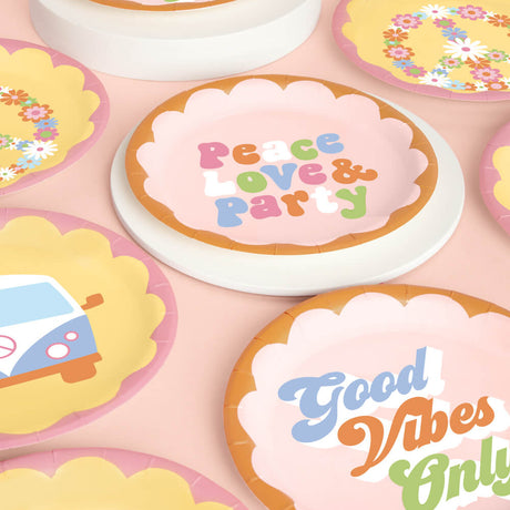 Groovy Plates - 24 Paper Plates