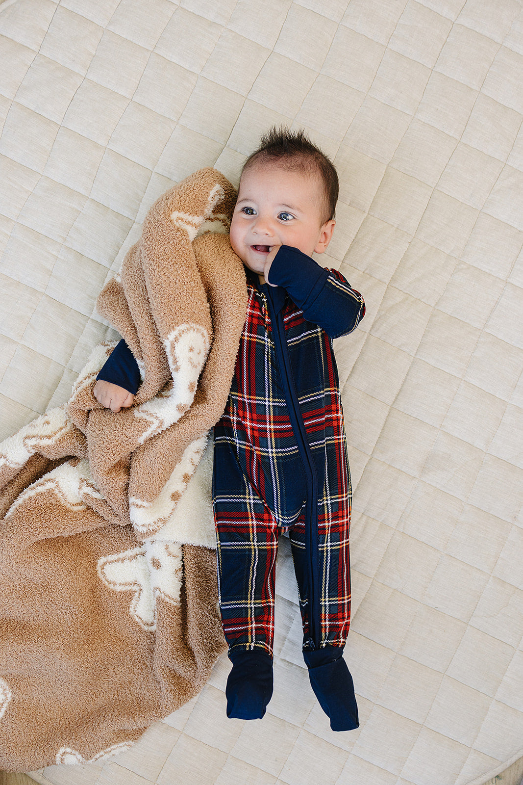 Gingerbread Plush Blanket - HoneyBug 