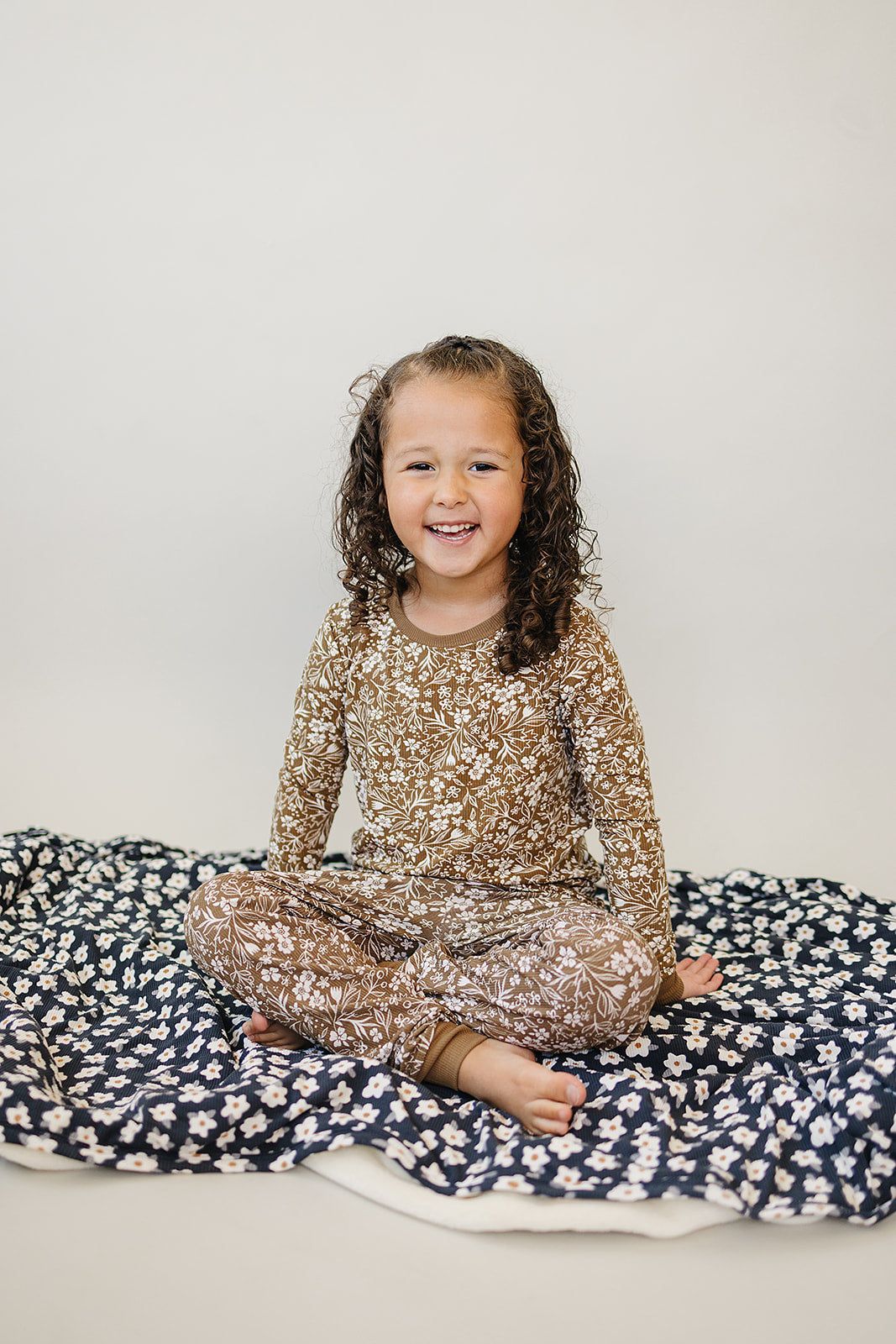 Brown Floral Ribbed Bamboo Cozy Set - HoneyBug 