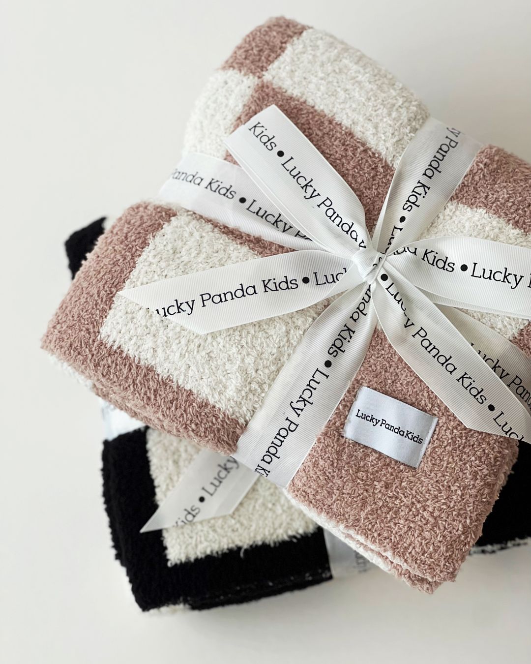 Checkered Plush Blanket | Latte - HoneyBug 