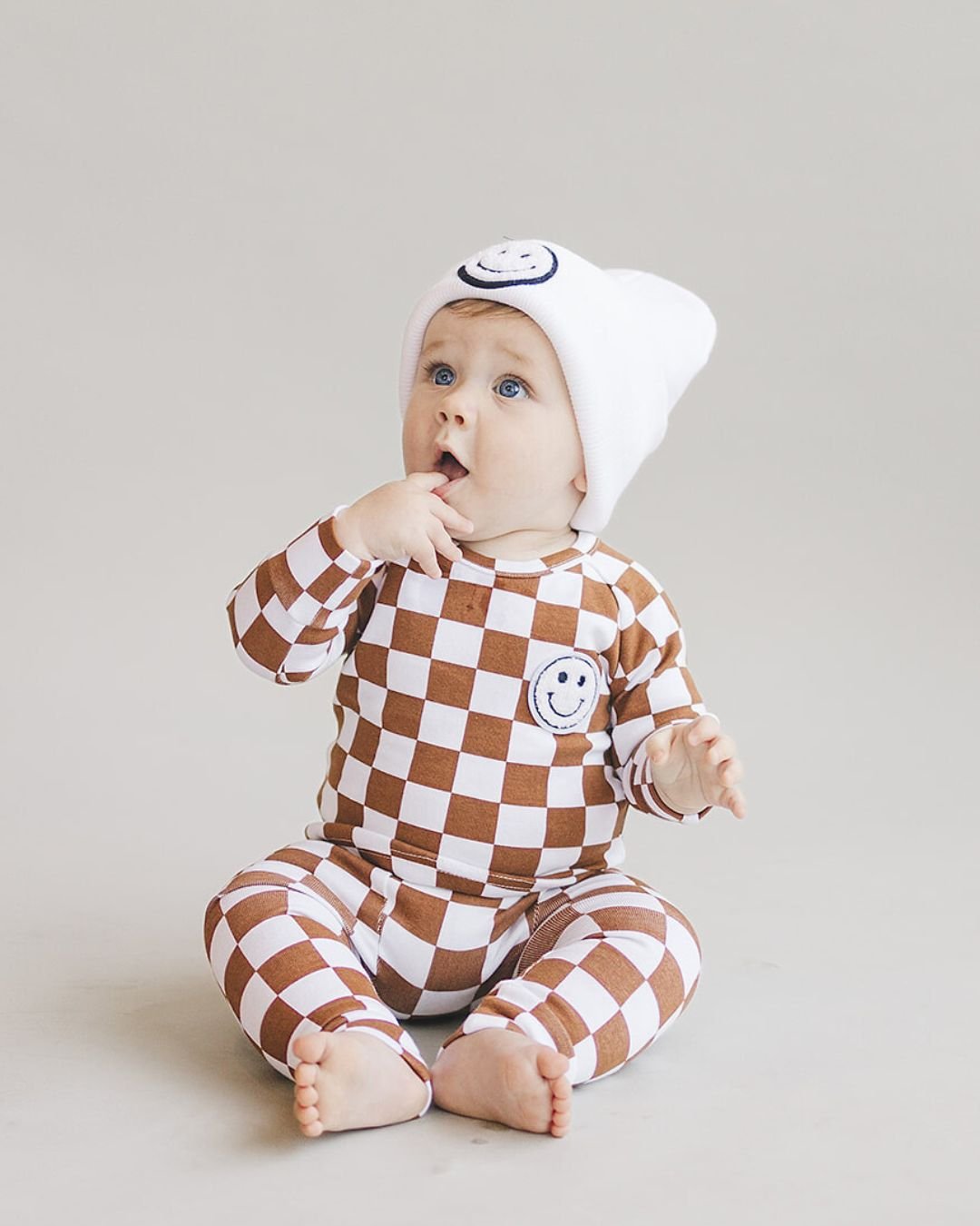 Checkered Smiley Lounge Set | Copper - HoneyBug 