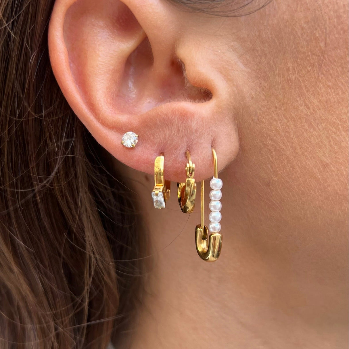 Ariana Small Stud Earring - HoneyBug 