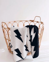 Lightning Bolt Fuzzy Blanket | Black - HoneyBug 