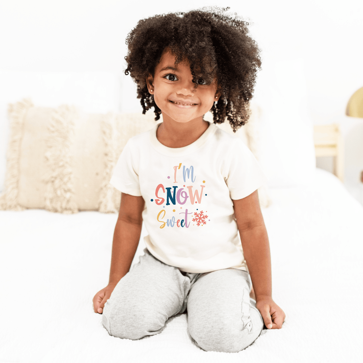 graphic tee | snow sweet - HoneyBug 